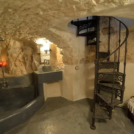 La Dea Bendata Apartment *
